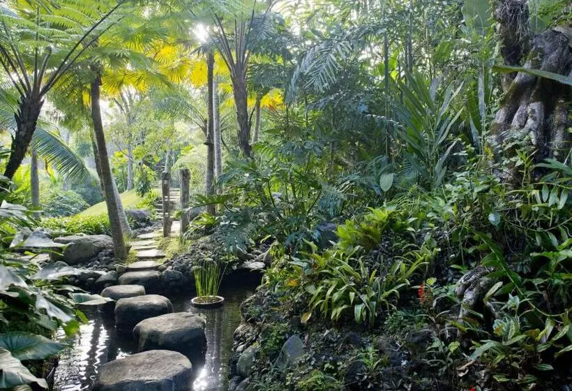 Adiwana Dara Ayu Villas