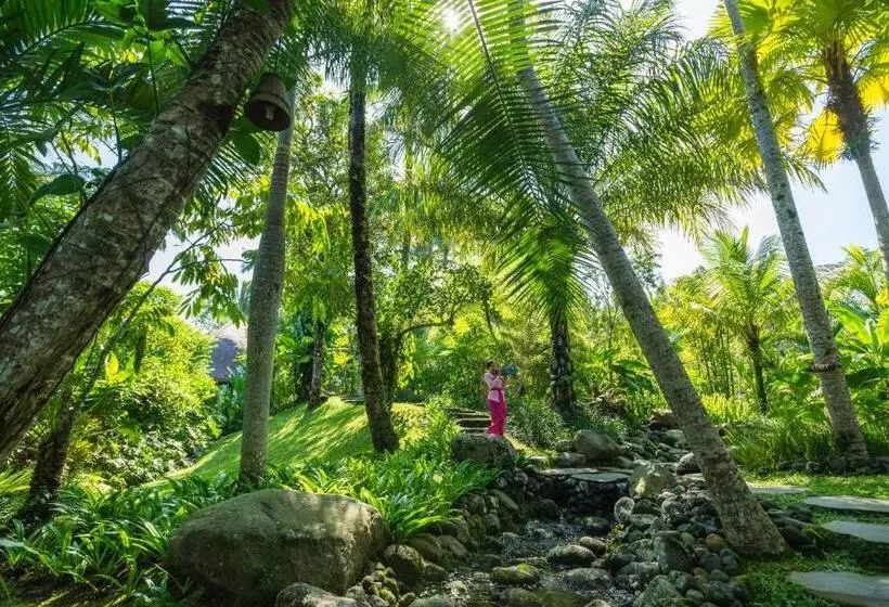 Adiwana Dara Ayu Villas