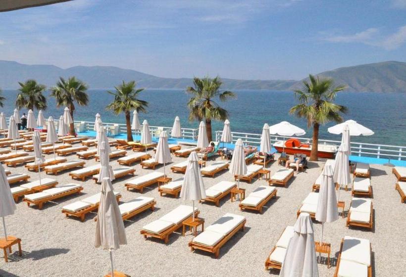 Coral Hotel & Resort