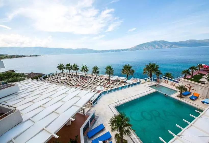 Coral Hotel & Resort