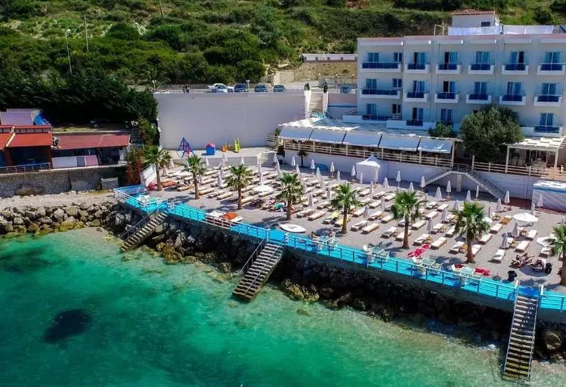 Coral Hotel & Resort