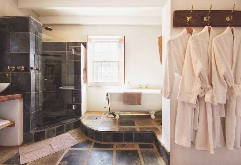 Отель Augusta De Mist Country House