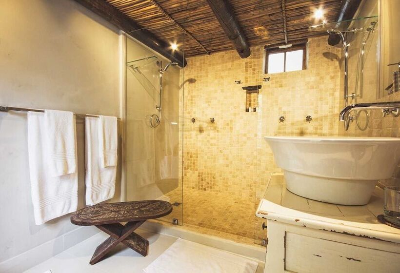 Отель Augusta De Mist Country House