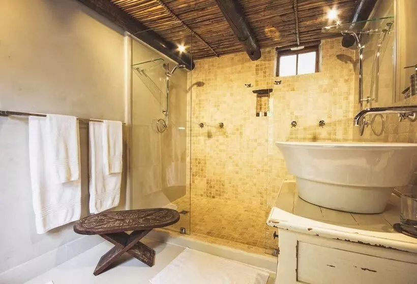 Отель Augusta De Mist Country House