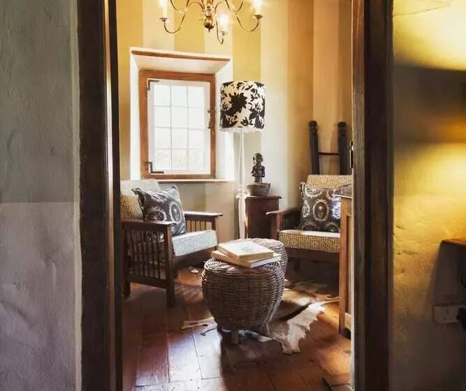 Отель Augusta De Mist Country House