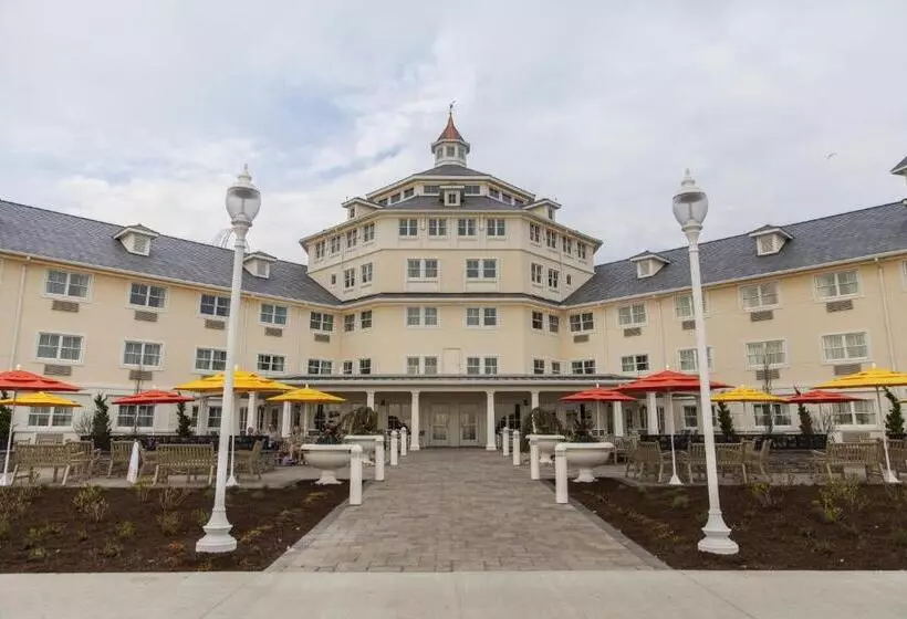 Cedar Point Hotel Breakers