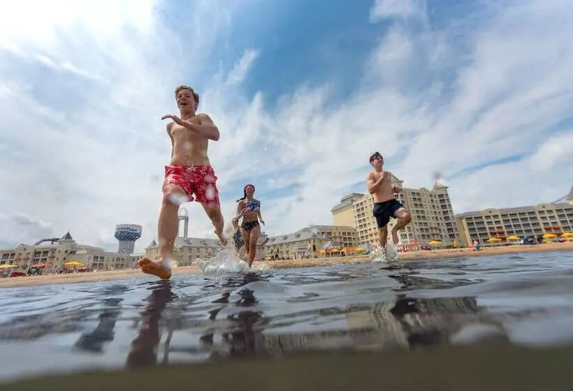 Cedar Point Hotel Breakers