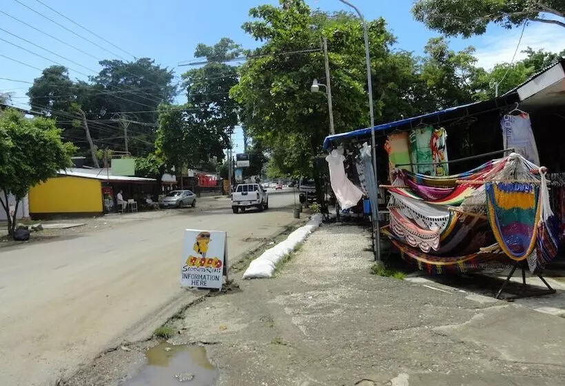 فندق Colono Beach