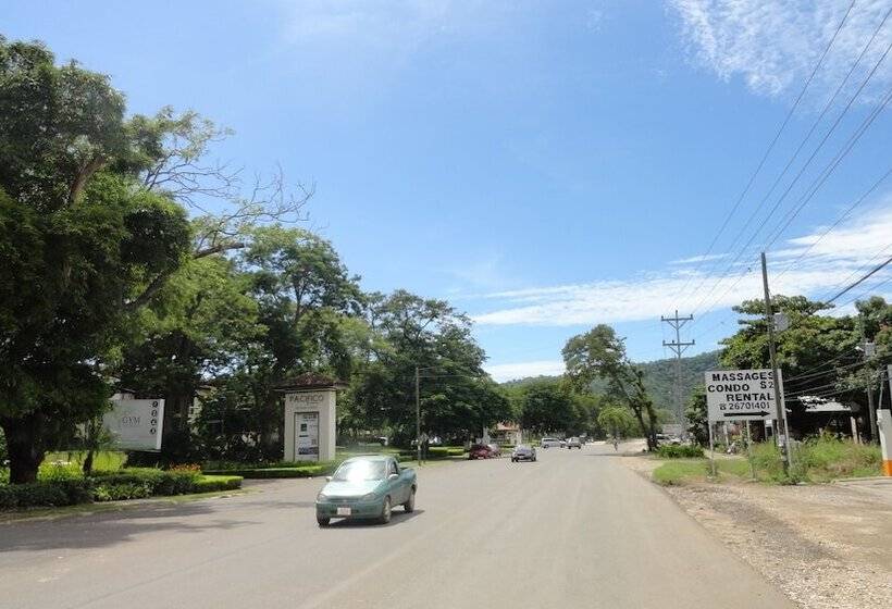 فندق Colono Beach