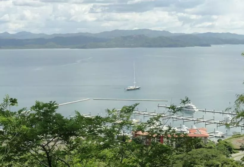 فندق Colono Beach