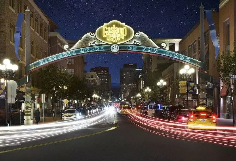 ホテル Courtyard By Marriott San Diego Gaslamp/convention Center
