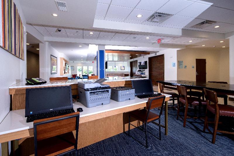 فندق Holiday Inn Express & Suites Port Huron, An Ihg