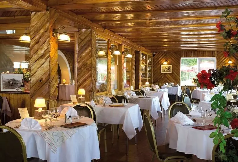 호텔 Hôtel De L Ermitage