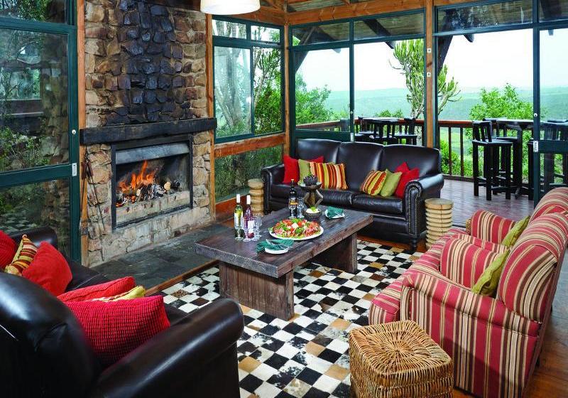 בית מלון כפרי Kariega Game Reserve - Main Lodge