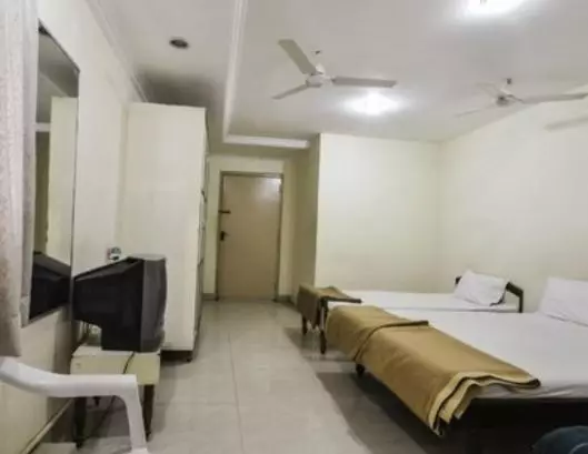 ホテル Maya Deluxe