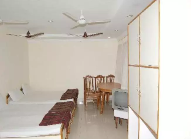 ホテル Maya Deluxe