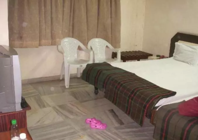 ホテル Maya Deluxe