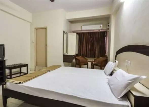 ホテル Maya Deluxe