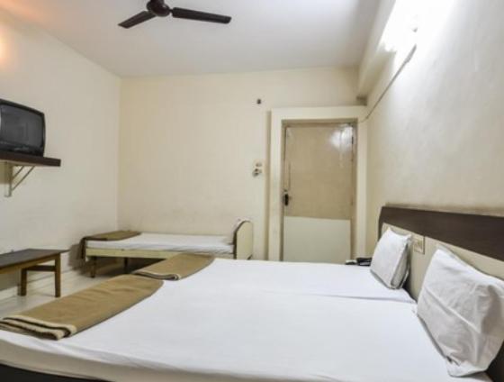 ホテル Maya Deluxe