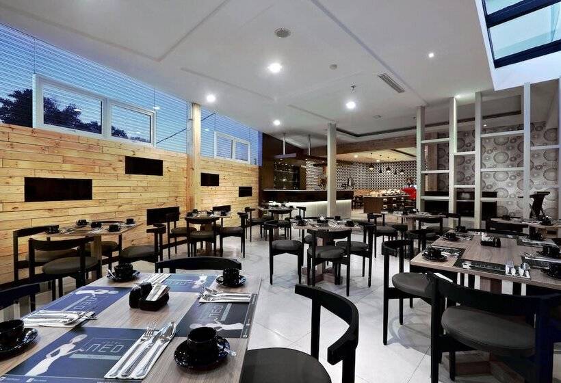 Hotel Neo Dipatiukur Bandung By Aston