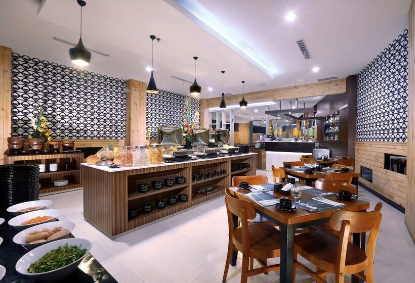 Hotel Neo Dipatiukur Bandung By Aston