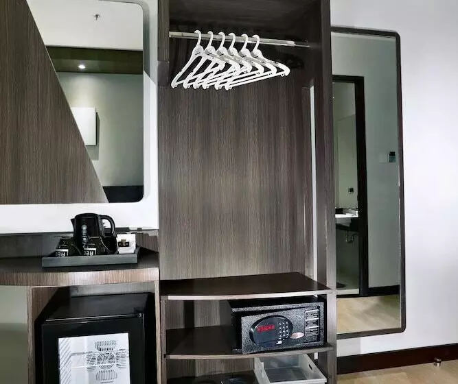 酒店 Neo Dipatiukur Bandung By Aston