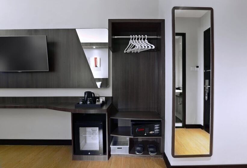 Hotel Neo Dipatiukur Bandung By Aston