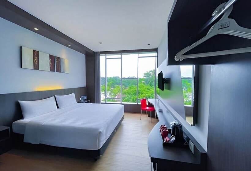 Hotel Neo Dipatiukur Bandung By Aston