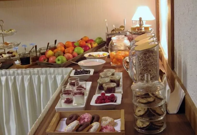 ホテル Pension Haus Heitzig