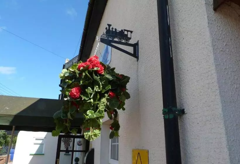 בית מלון כפרי Railway Inn