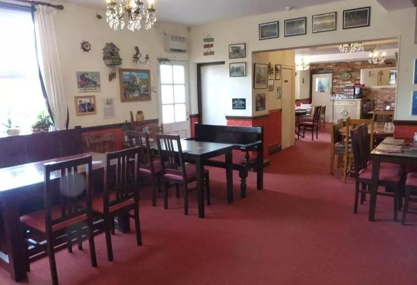 בית מלון כפרי Railway Inn