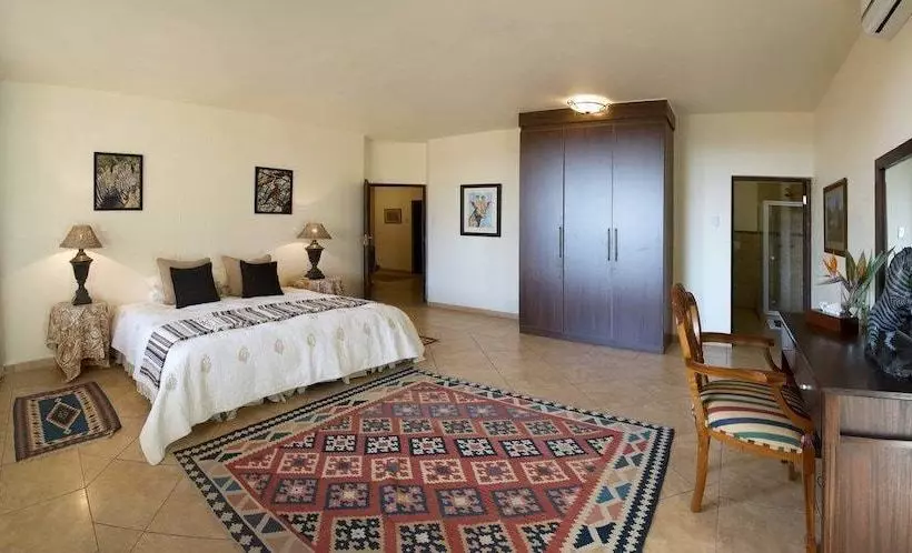 Hotel Thaba Khaya Lodge