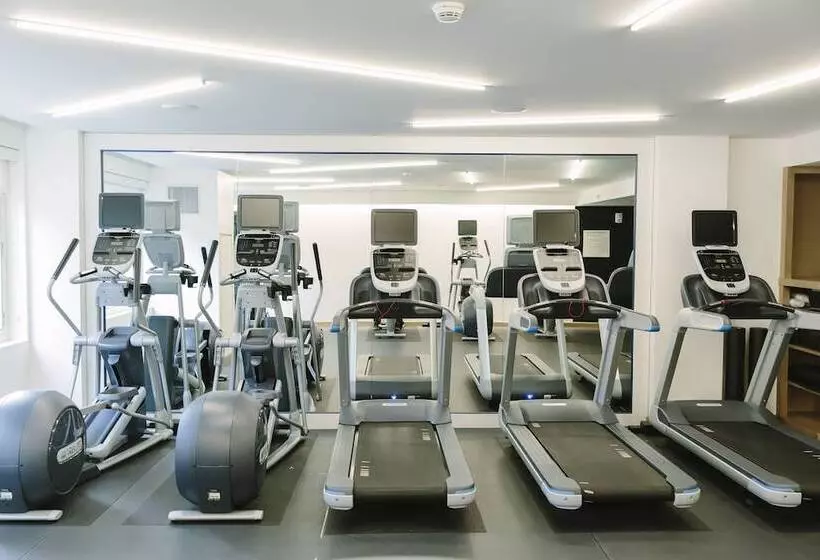 The Envoy Hotel, Autograph Collection