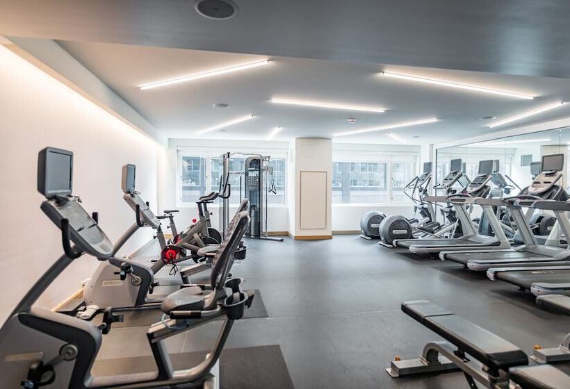 The Envoy Hotel, Autograph Collection