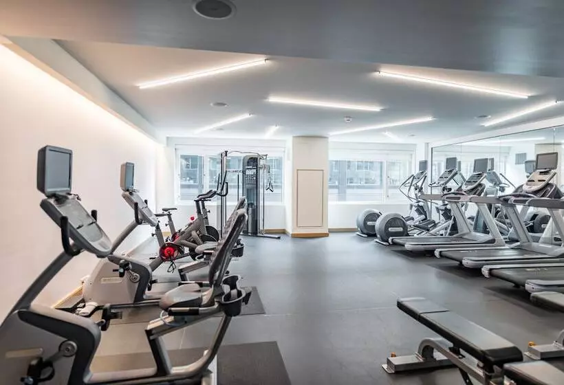 The Envoy Hotel, Autograph Collection