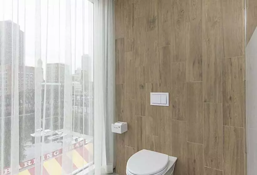 The Envoy Hotel, Autograph Collection