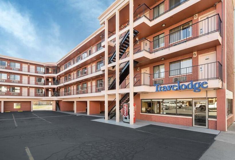 فندق على الطريق Travelodge By Wyndham Reno