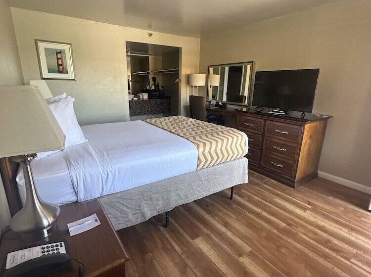 فندق على الطريق Travelodge By Wyndham Reno