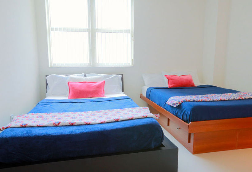 Pelican Residence at One Broadway