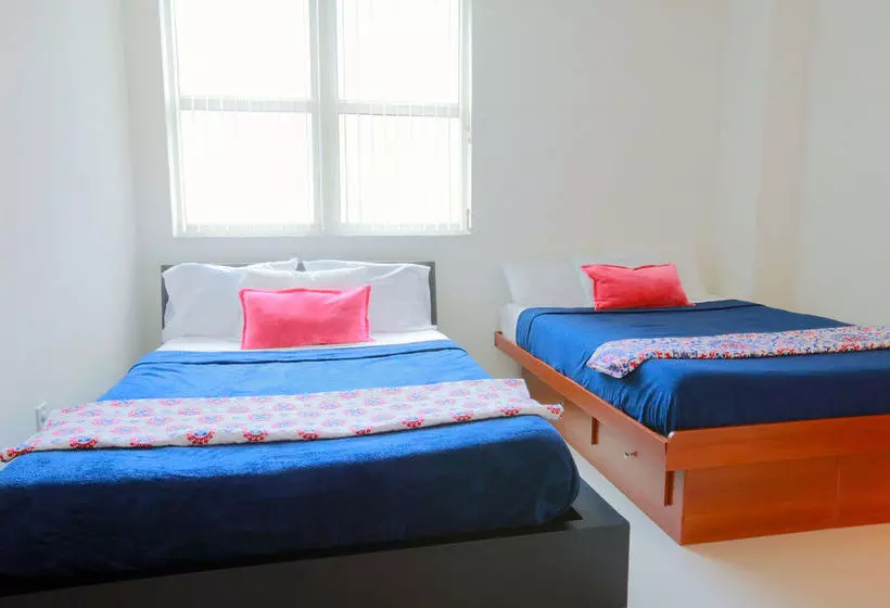 Pelican Residence at One Broadway