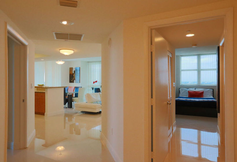 Pelican Residence at One Broadway