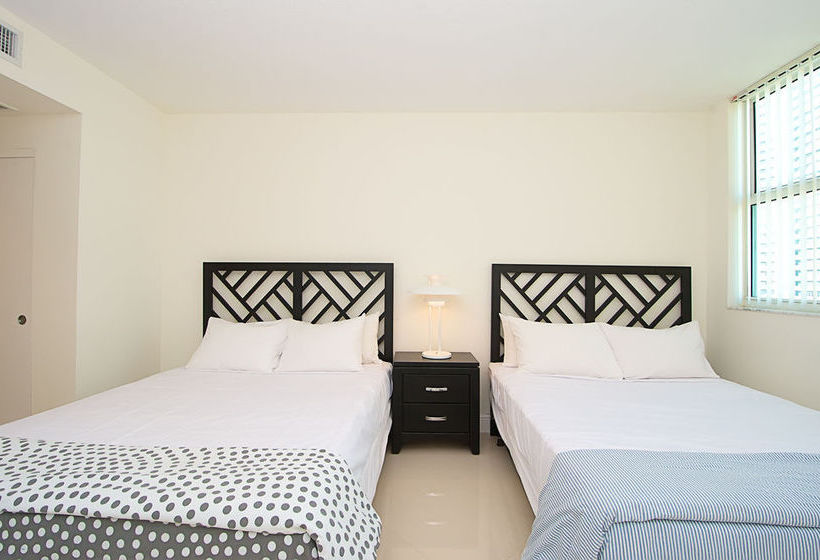 Pelican Residence at One Broadway