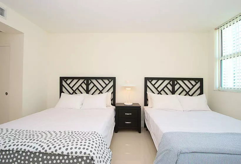 Pelican Residence at One Broadway