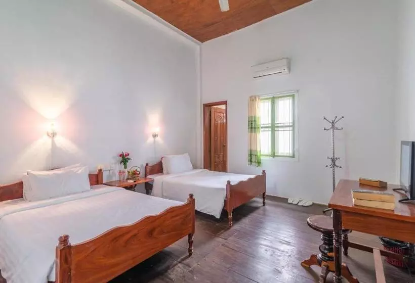 膳宿费 Five Rose Siem Reap Hostel