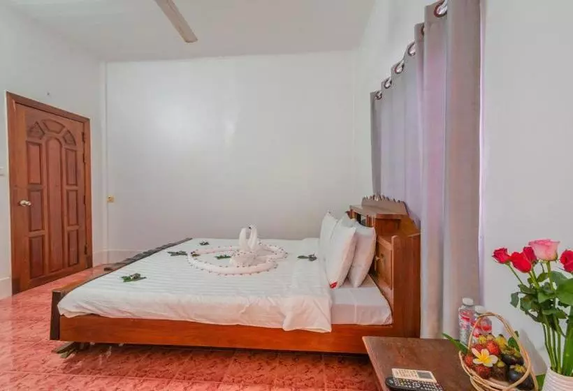 膳宿费 Five Rose Siem Reap Hostel