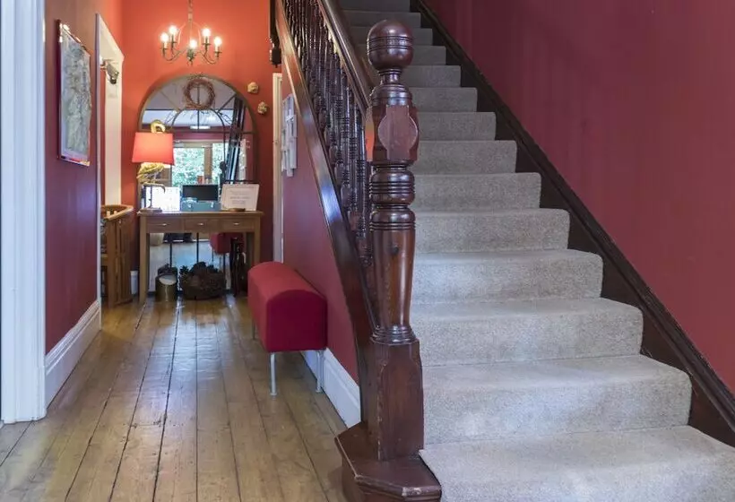 Pensió The Gables Guest House