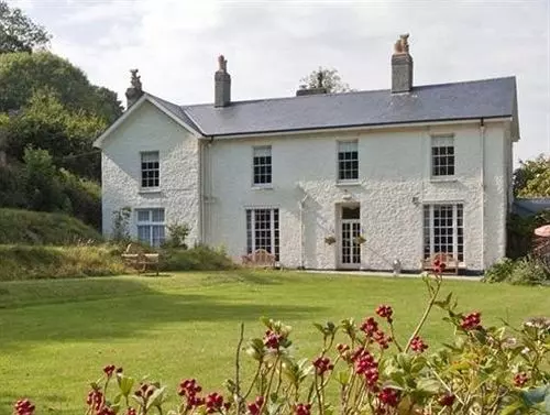 ペンション Cockington Cottages