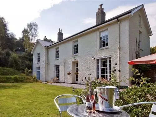 ペンション Cockington Cottages