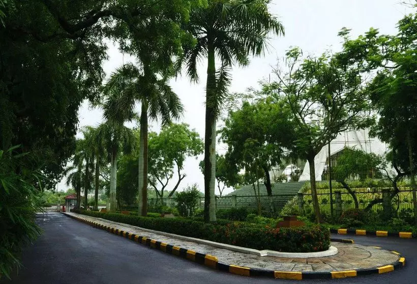 Pleasant Days Resort