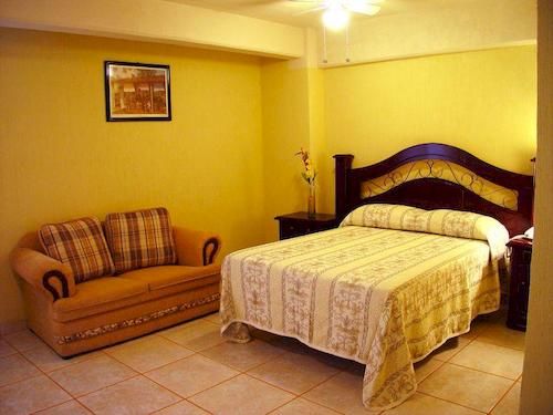 Capital O Suites Andrade